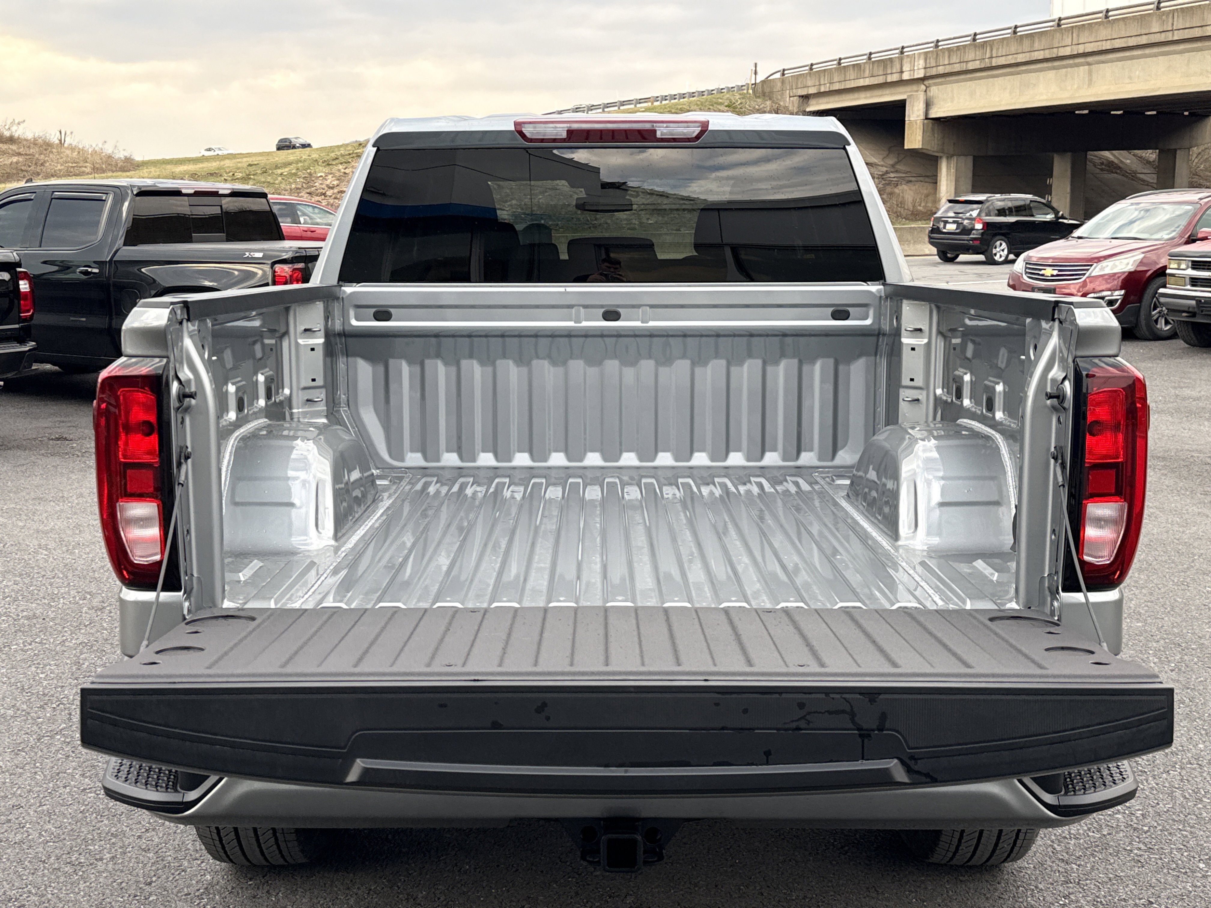 New 2026 GMC Sierra 1500 Elevation image 5