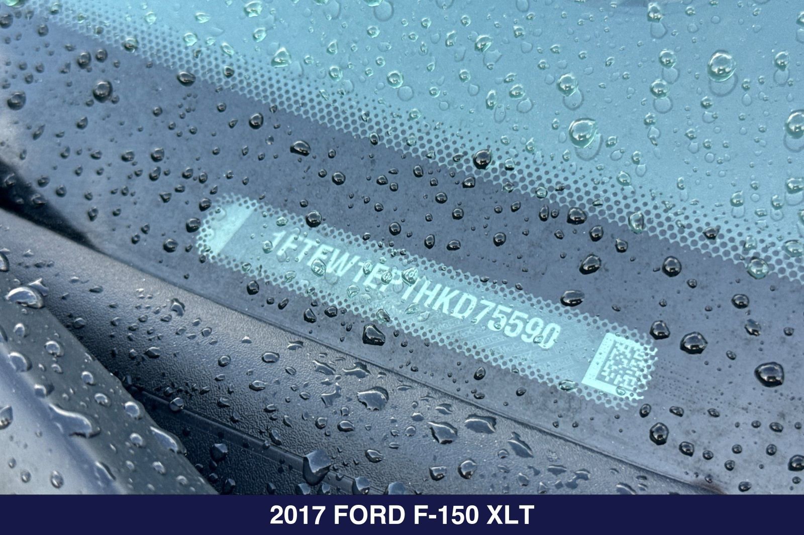 Used 2017 Ford F150 XLT AWD/4WD image 4