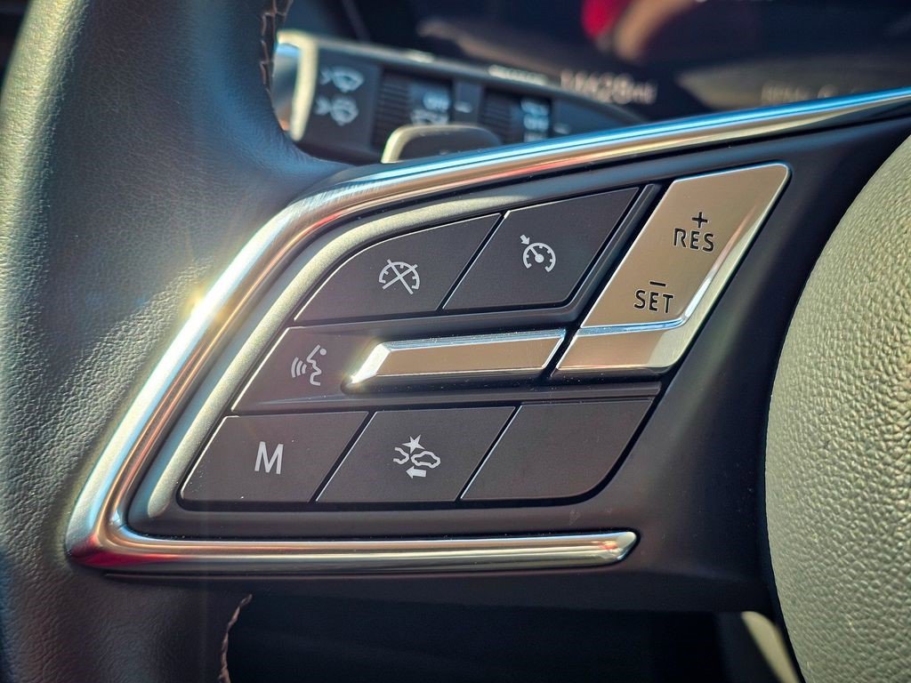 Certified 2025 Buick Envision Preferred image 22