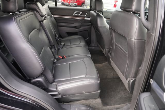 Used 2017 Ford Explorer Limited image 17