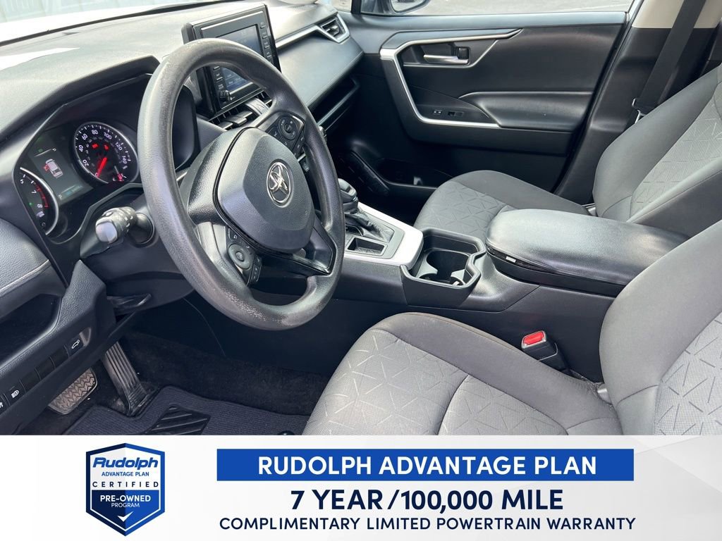 Used 2021 Toyota RAV4 XLE w/ Convenience Package image 18