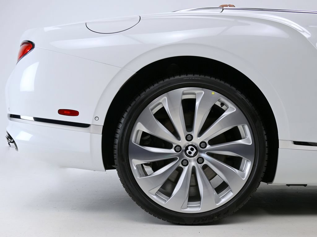 Used 2024 Bentley Continental GT V8 AWD/4WD image 29