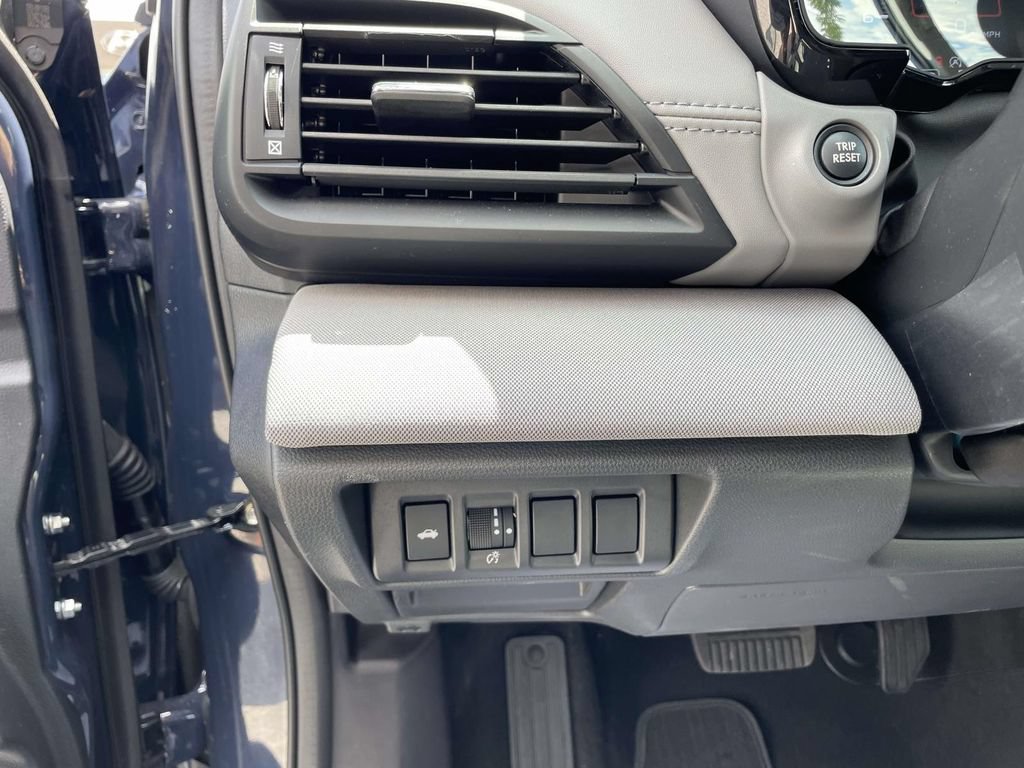 Certified 2025 Subaru Legacy Premium AWD/4WD image 10