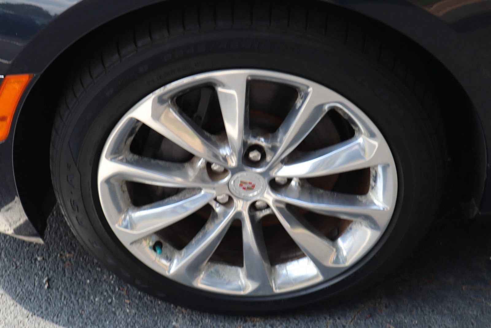 Used 2013 Cadillac XTS Luxury FWD image 32
