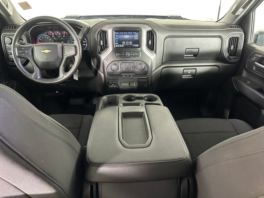 Used 2021 Chevrolet Silverado 2500 Custom w/ Custom Value Package AWD/4WD image 10