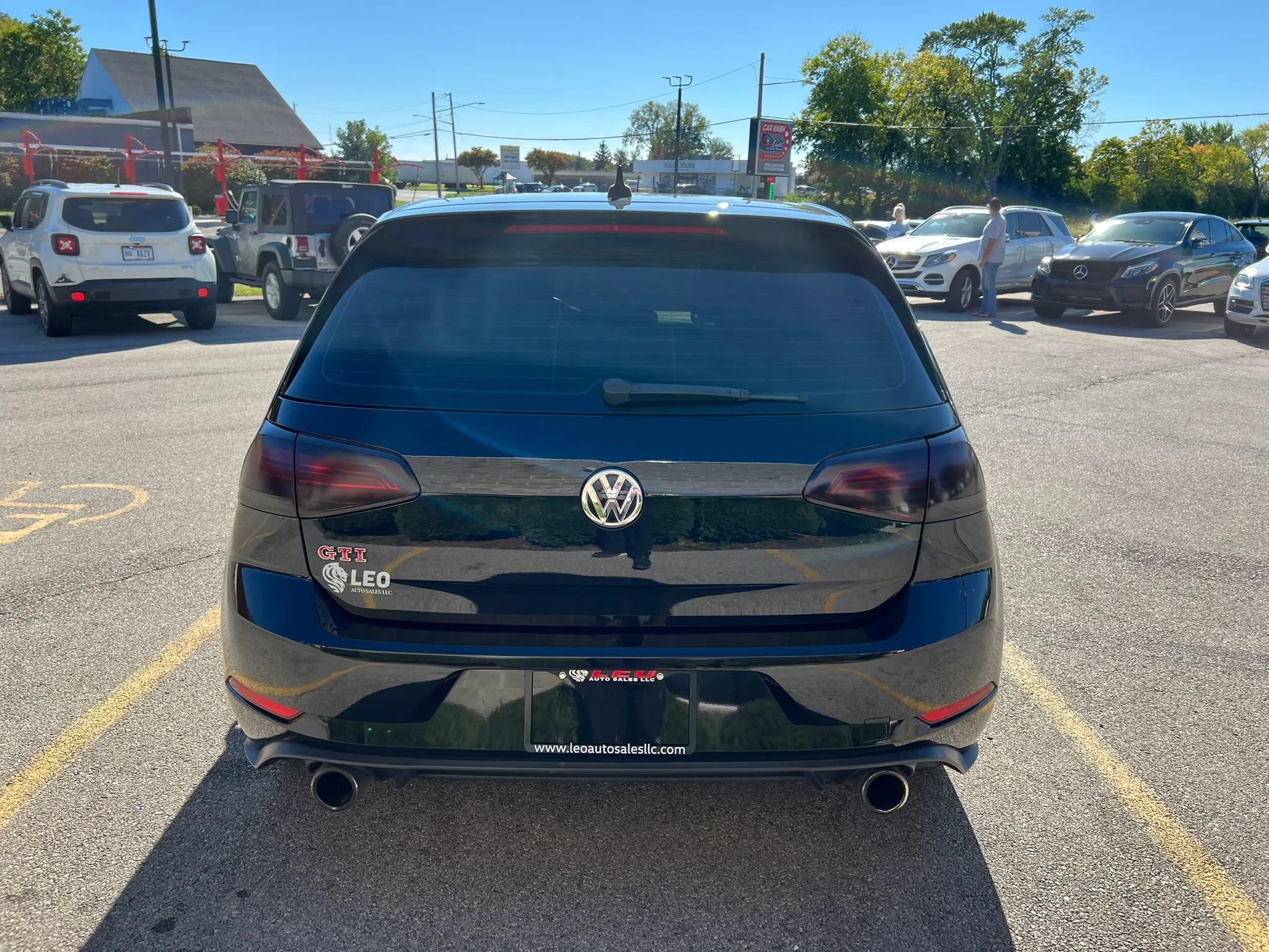 Used 2019 Volkswagen GTI SE FWD image 6