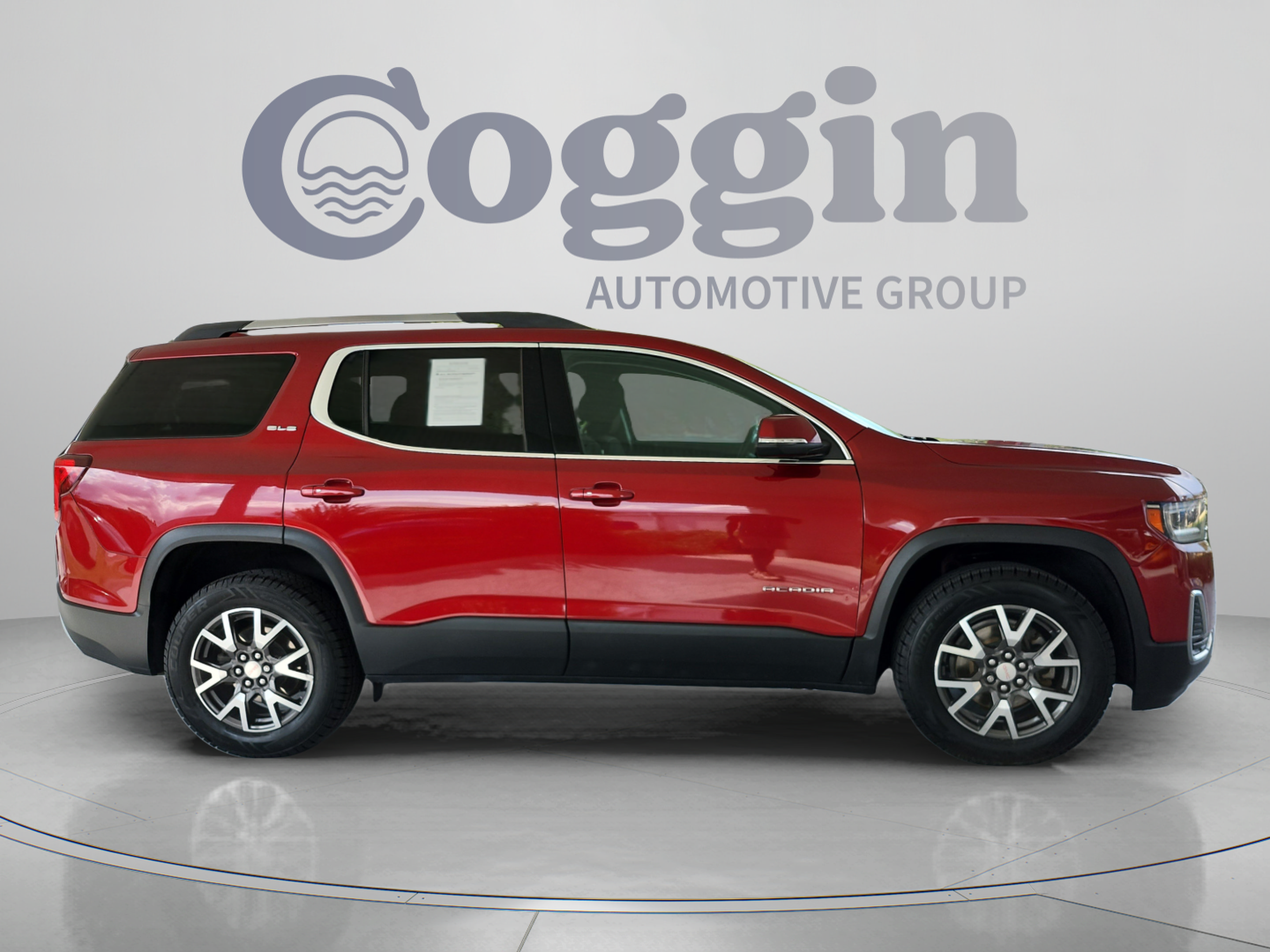 Used 2020 GMC Acadia SLE w/ Driver Convenience Package FWD image 6