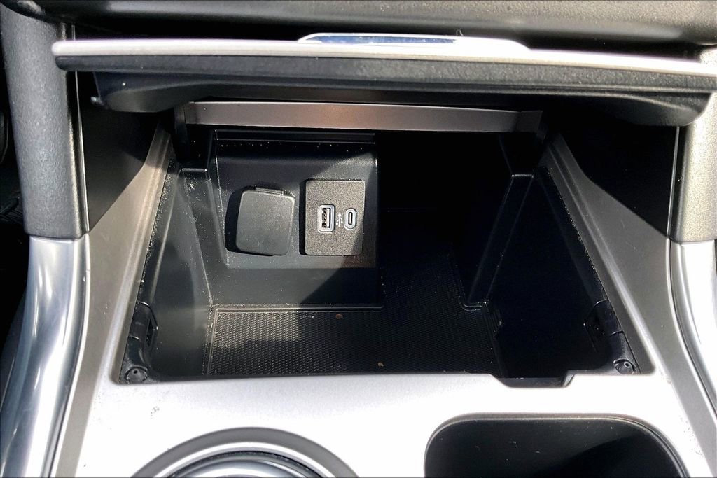 Used 2020 Ford Explorer ST w/ Premium Technology Package image 34