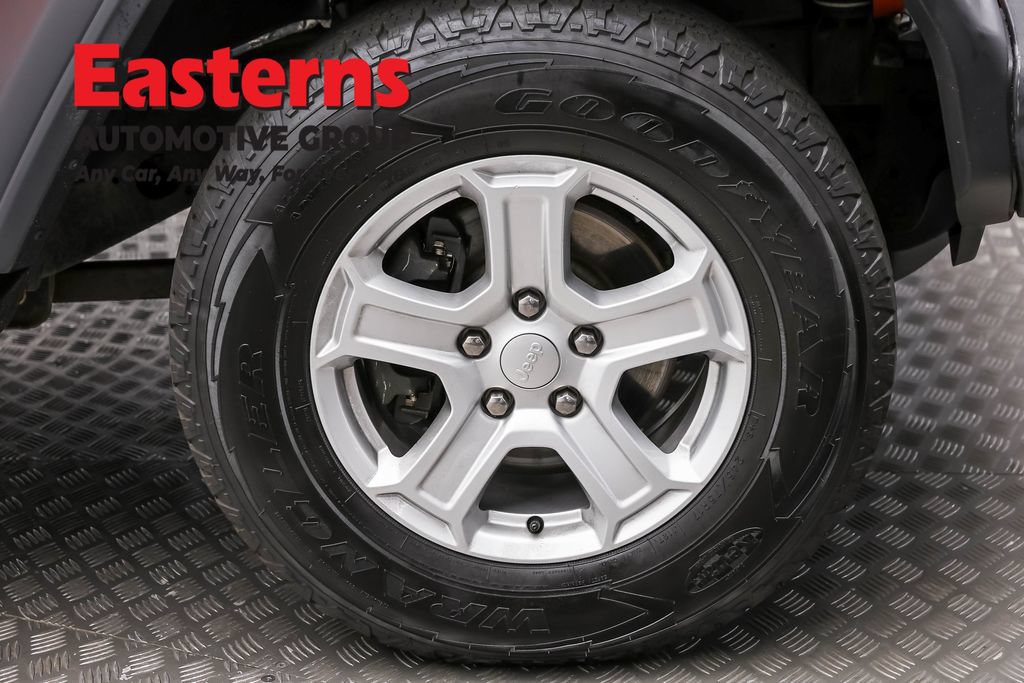 Used 2018 Jeep Wrangler Unlimited Sport S AWD/4WD image 29