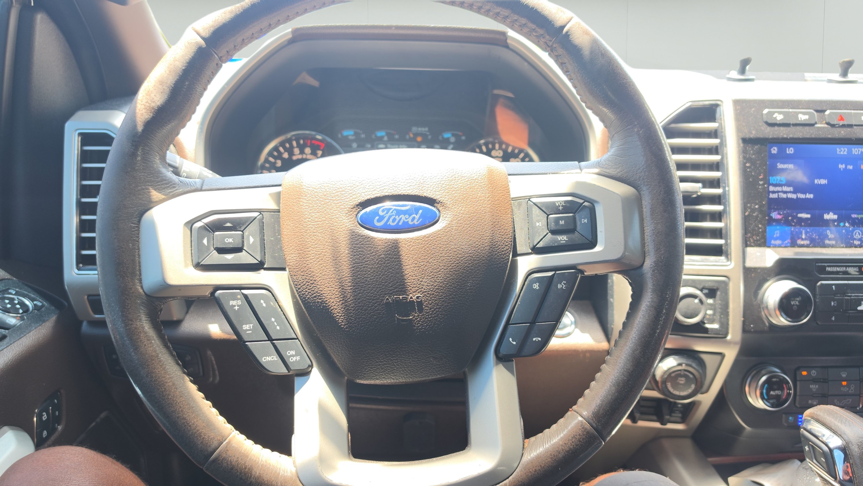 Used 2019 Ford F150 King Ranch w/ Equipment Group 601A Luxury AWD/4WD image 12