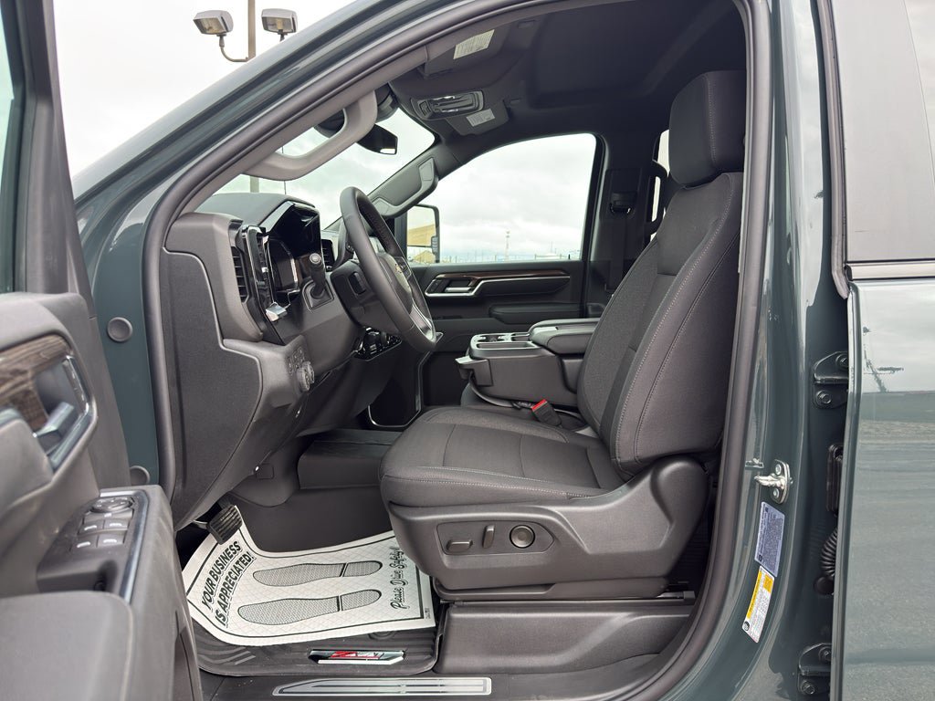 New 2026 Chevrolet Silverado 2500 LT AWD/4WD image 17