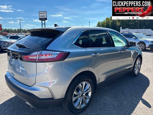 Used 2024 Ford Edge Titanium w/ Equipment Group 301A AWD/4WD image 6