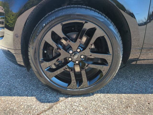 New 2026 Land Rover Range Rover Evoque Dynamic SE image 21