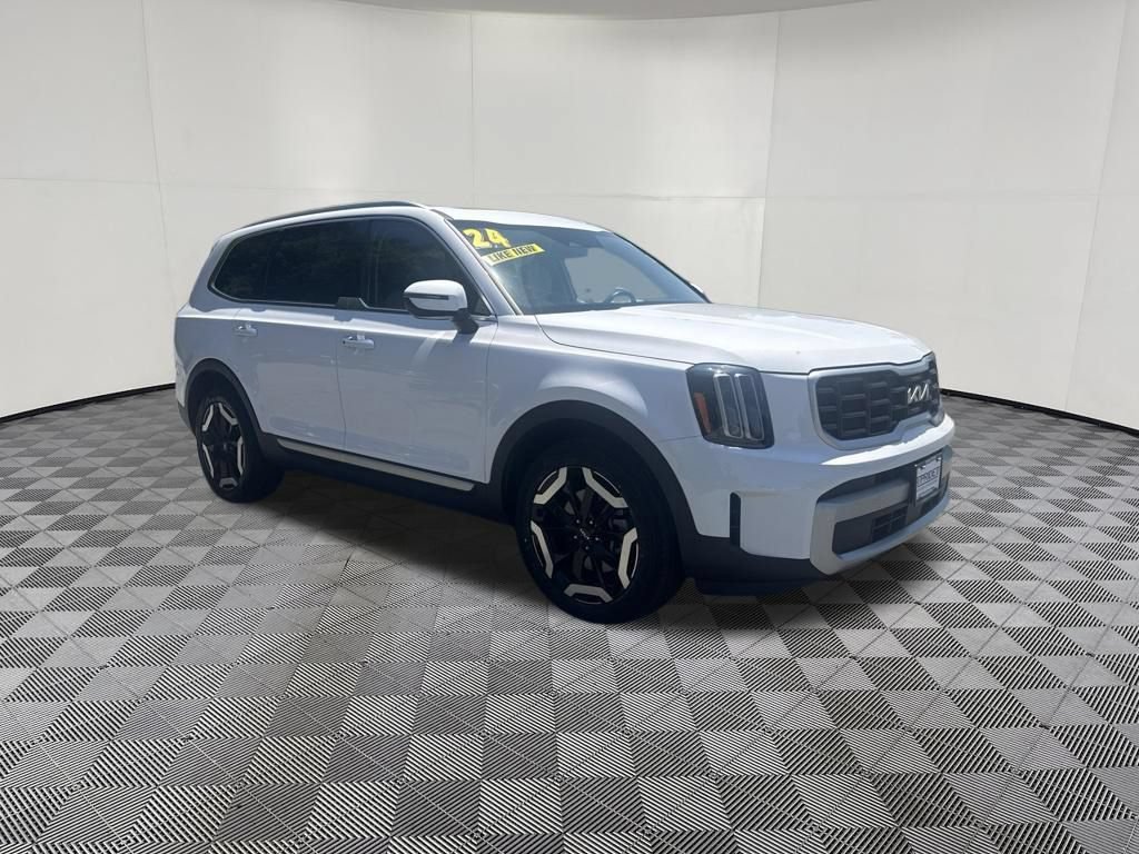 Used 2024 Kia Telluride S w/ S Sunroof Package AWD/4WD image 3