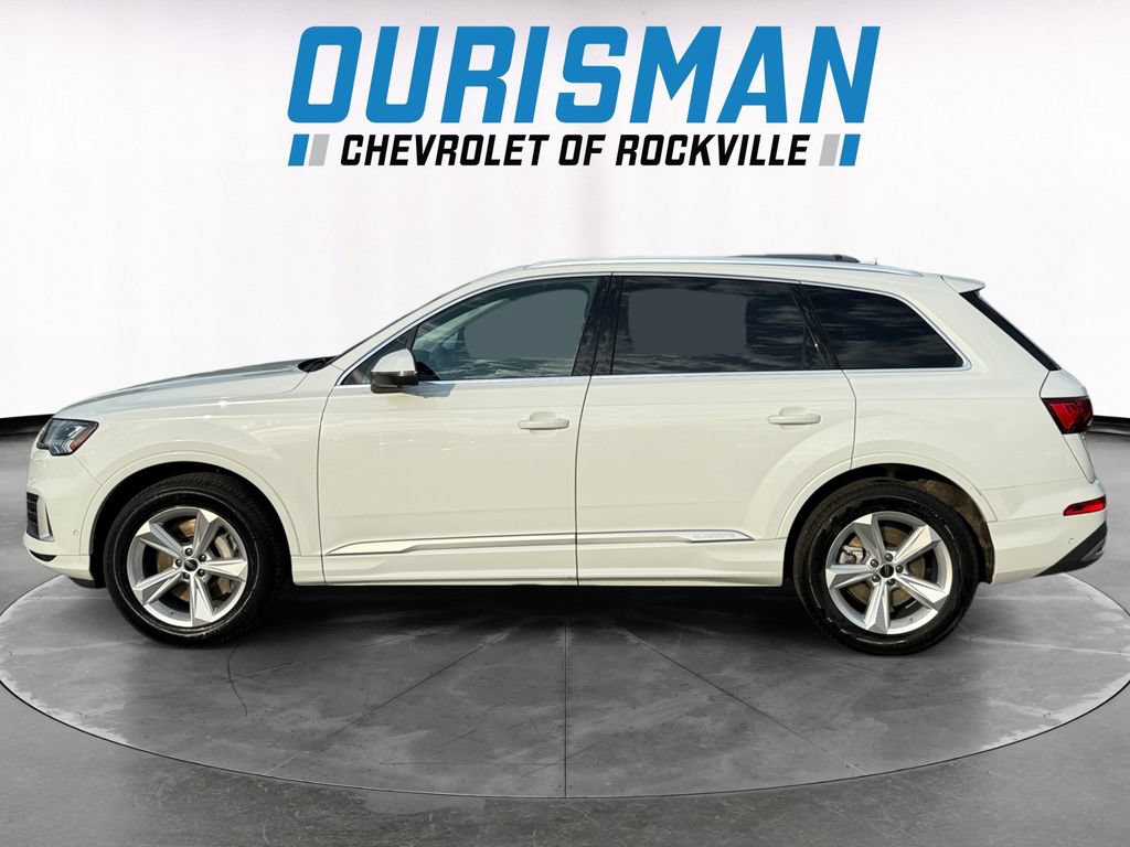 Used 2023 Audi Q7 2.0T Premium Plus w/ Premium Plus Package AWD/4WD image 3