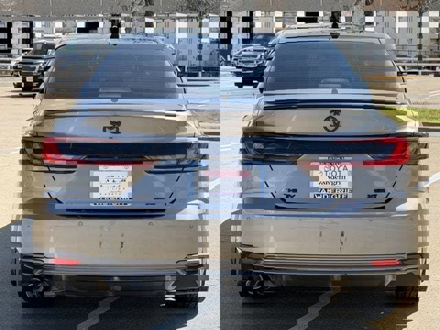 Used 2025 Toyota Camry XSE w/ Premium Plus Package image 5