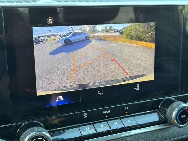 Used 2024 Chevrolet Colorado W/T image 27