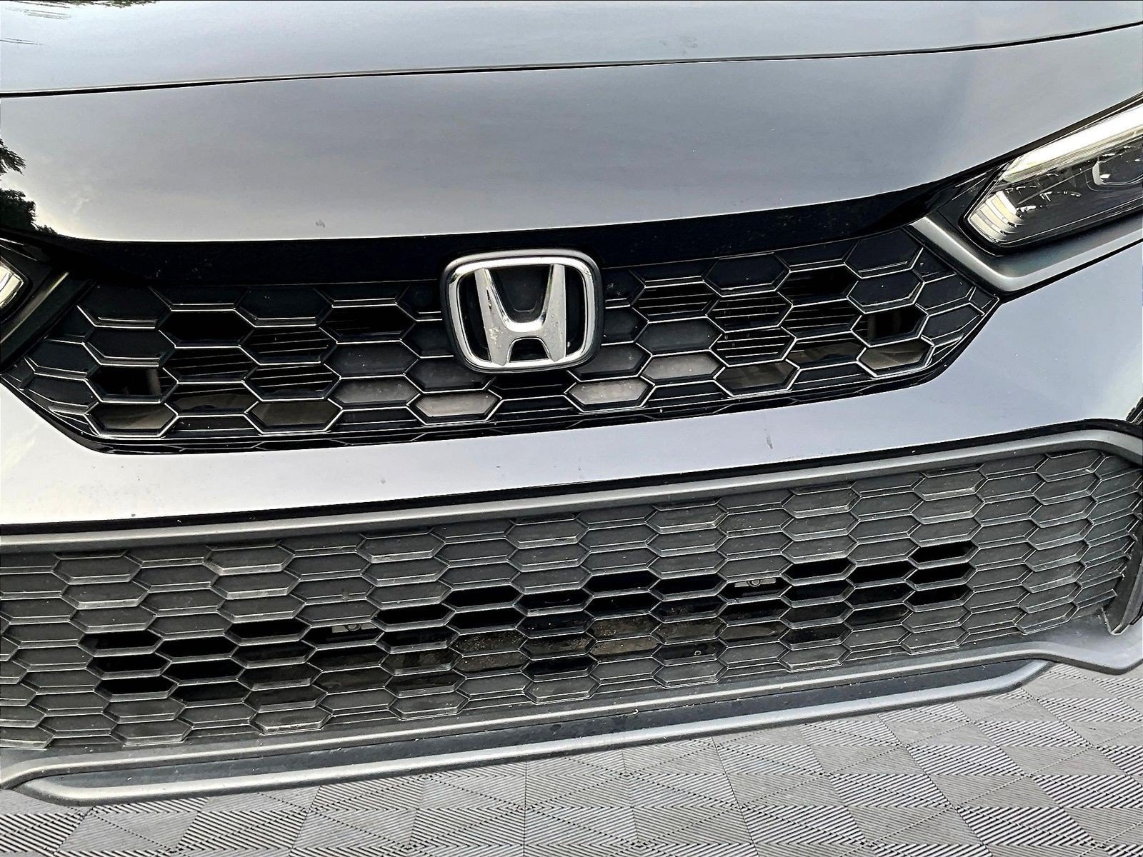 Certified 2025 Honda Civic Sport image 32