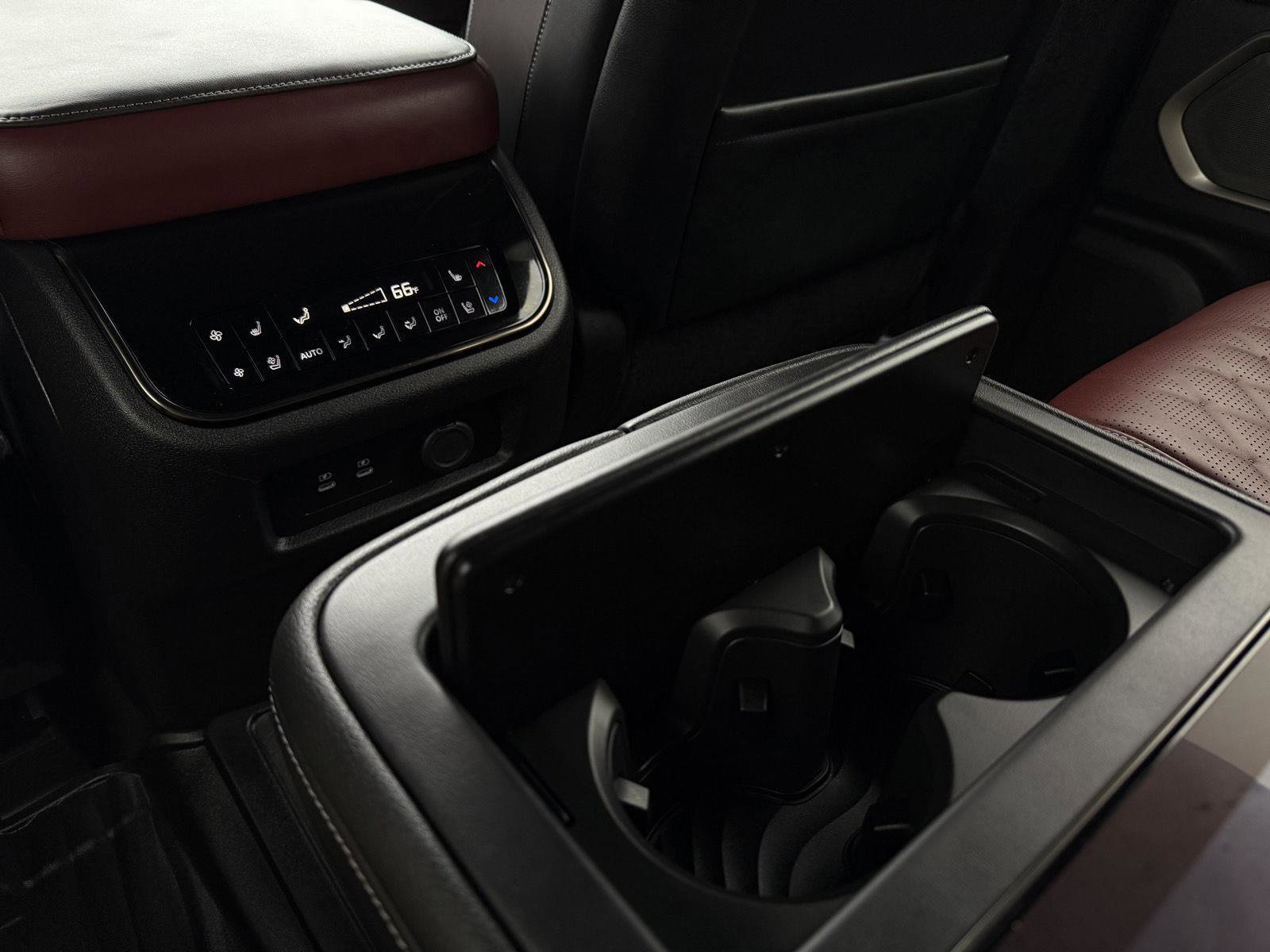 Used 2025 INFINITI QX80 Autograph w/ Autograph Exterior Package image 23