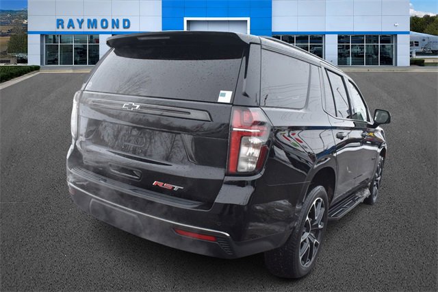 Used 2021 Chevrolet Tahoe RST w/ Luxury Package image 3