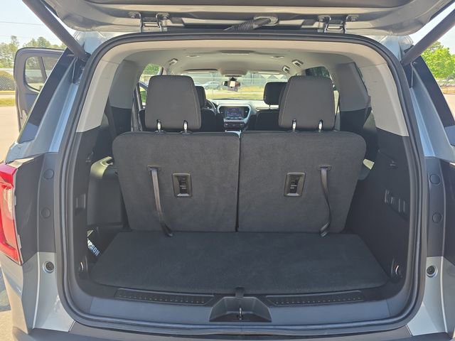 Used 2023 GMC Acadia SLE w/ Driver Convenience Package FWD image 13