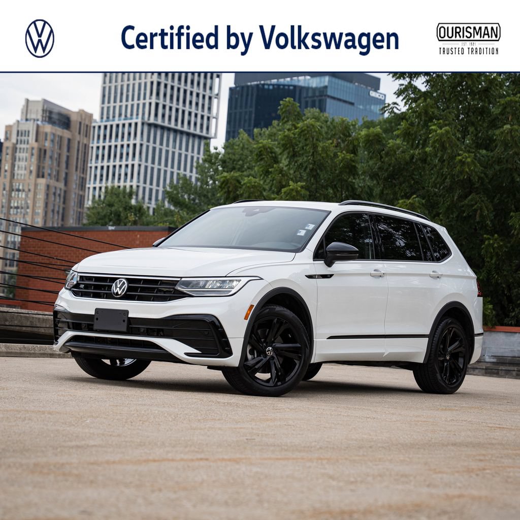 Certified 2023 Volkswagen Tiguan SE R-Line AWD/4WD image 1