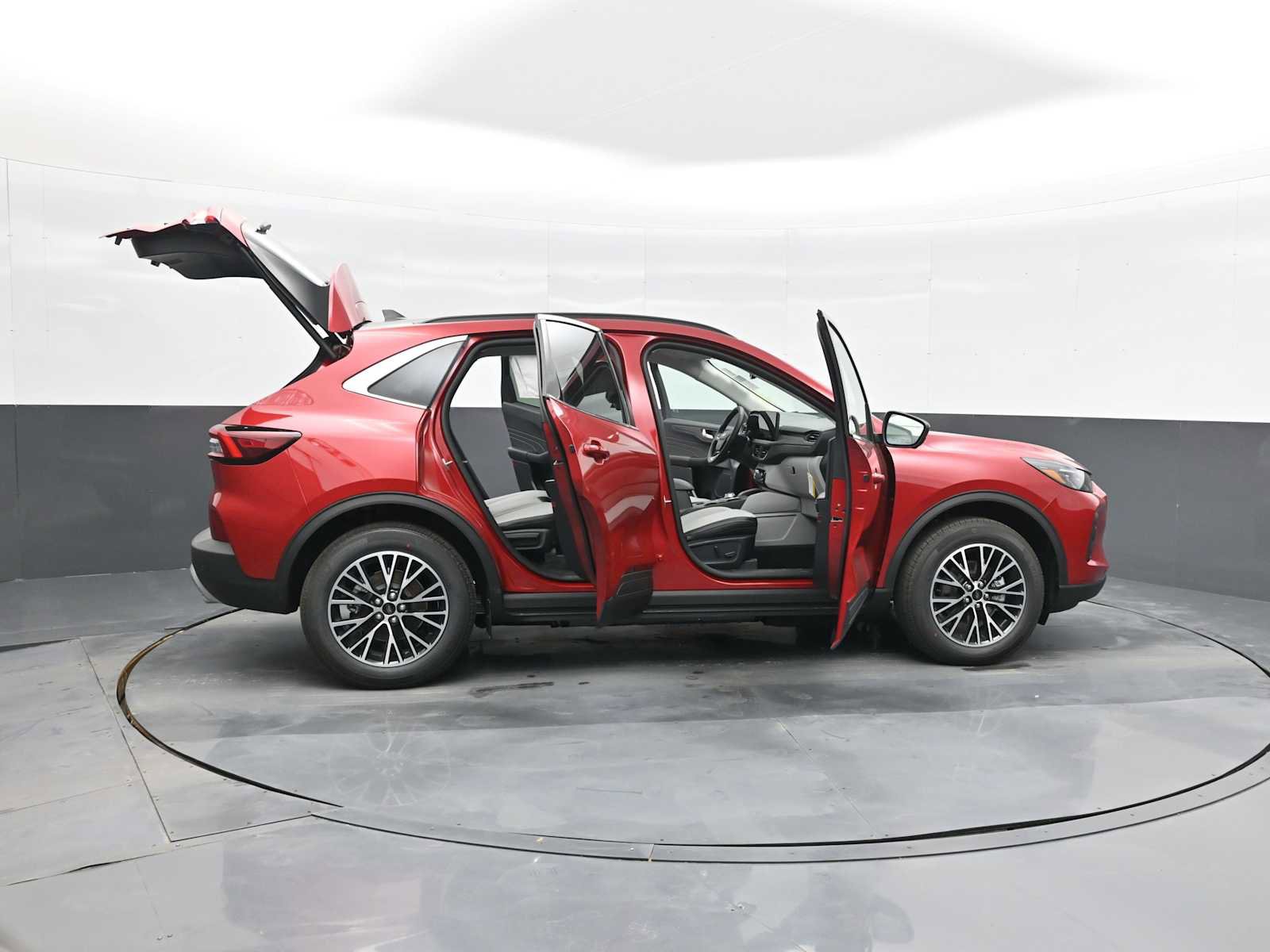 New 2026 Ford Escape SE w/ PHEV Premium Package image 28