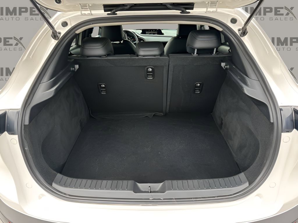 Used 2025 MAZDA CX-30 AWD 2.5 S w/ Preferred Package image 28