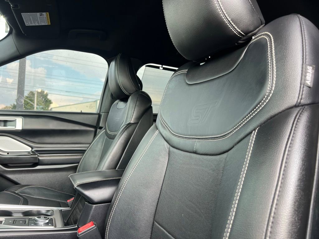 Used 2020 Ford Explorer ST w/ ST Street Pack image 41