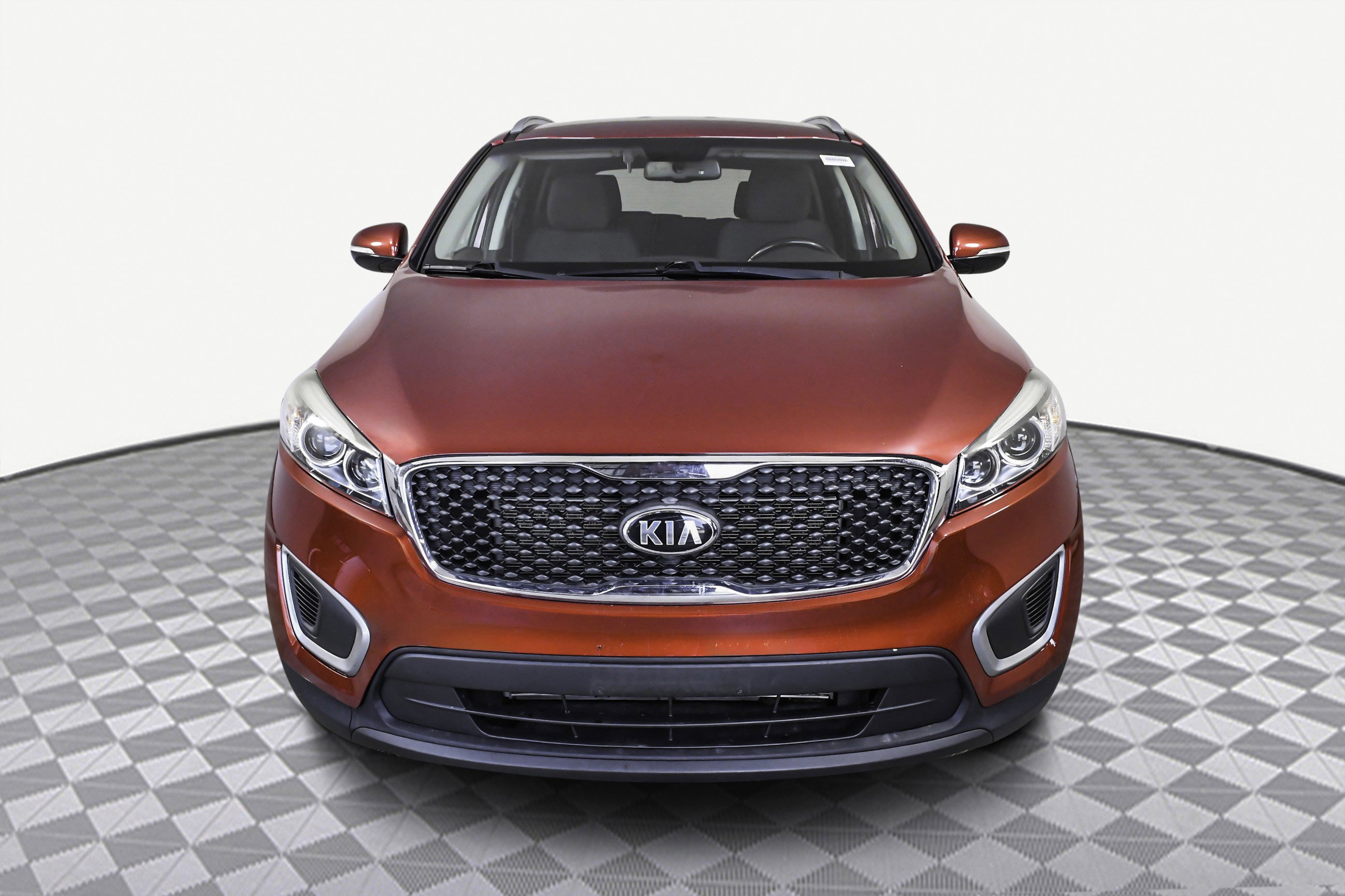 Used 2016 Kia Sorento LX w/ LX Convenience Package image 2