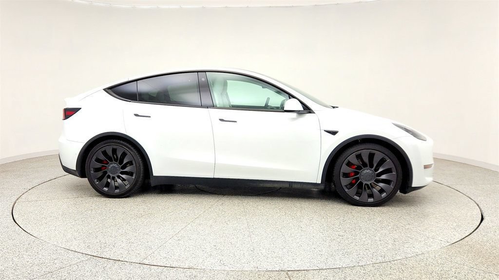 Used 2022 Tesla Model Y Performance AWD/4WD image 4