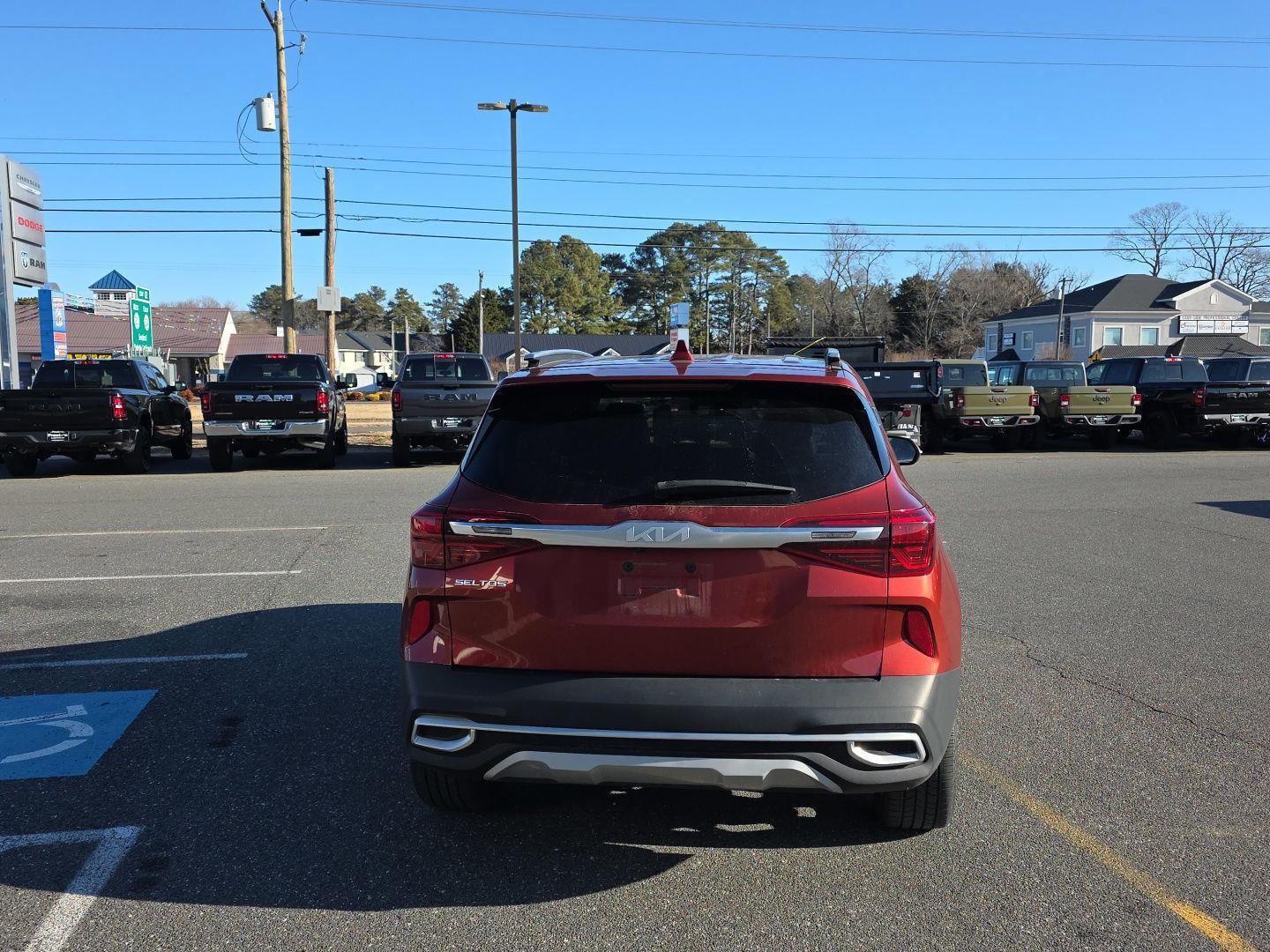 Used 2023 Kia Seltos SX image 13