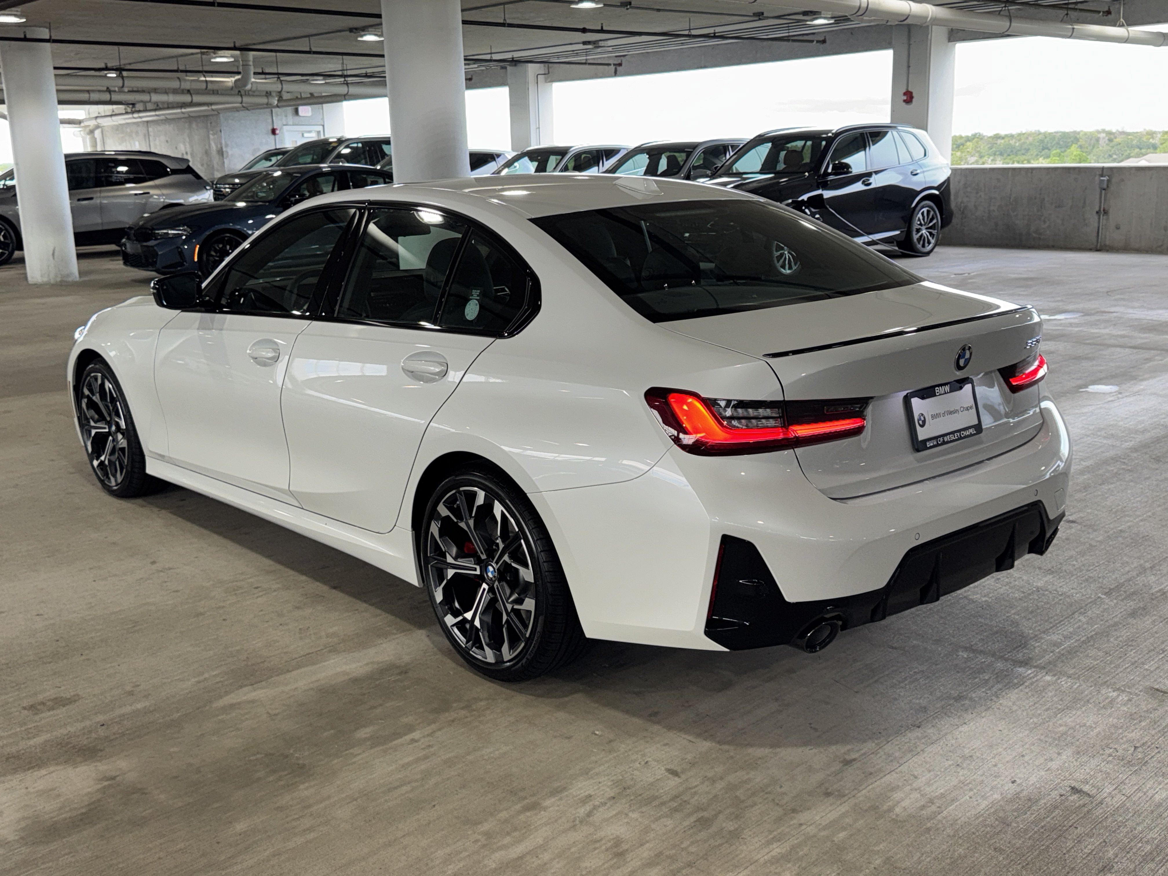 New 2026 BMW 330i Sedan w/ M Sport Package RWD image 5