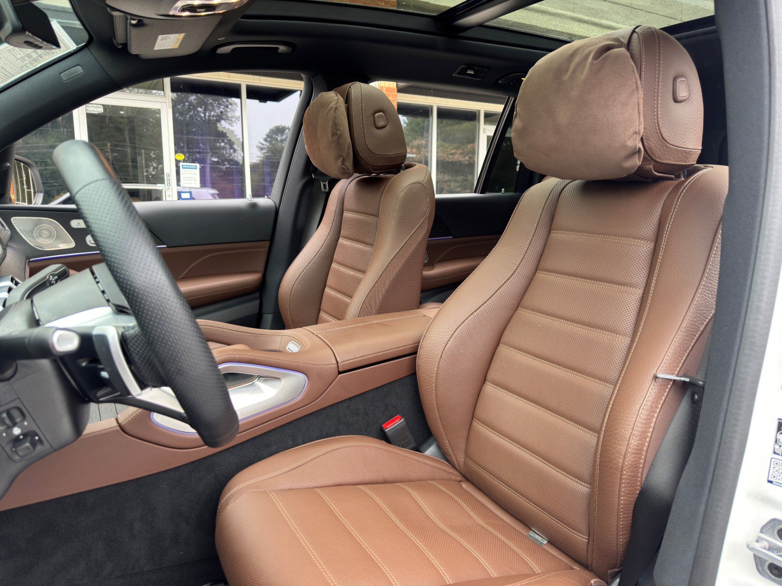 Used 2026 Mercedes-Benz GLS 580 4MATIC w/ Night Package image 49