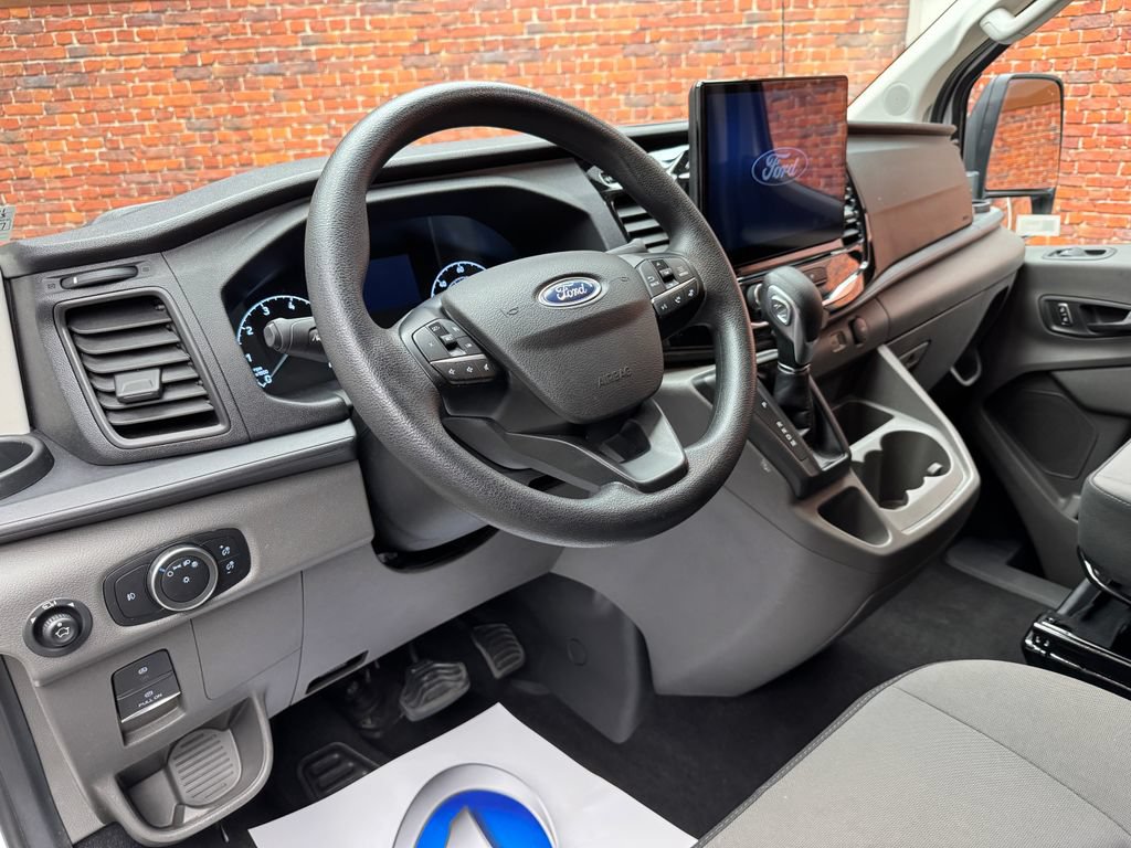 Used 2024 Ford Transit 350 XLT RWD image 11