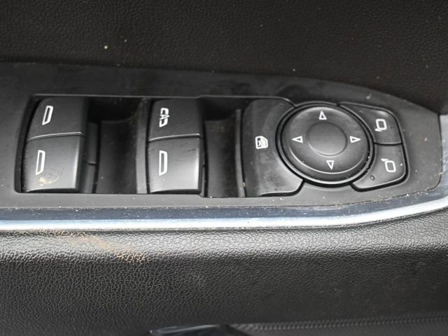 Used 2024 Chevrolet Silverado 1500 LT AWD/4WD image 7
