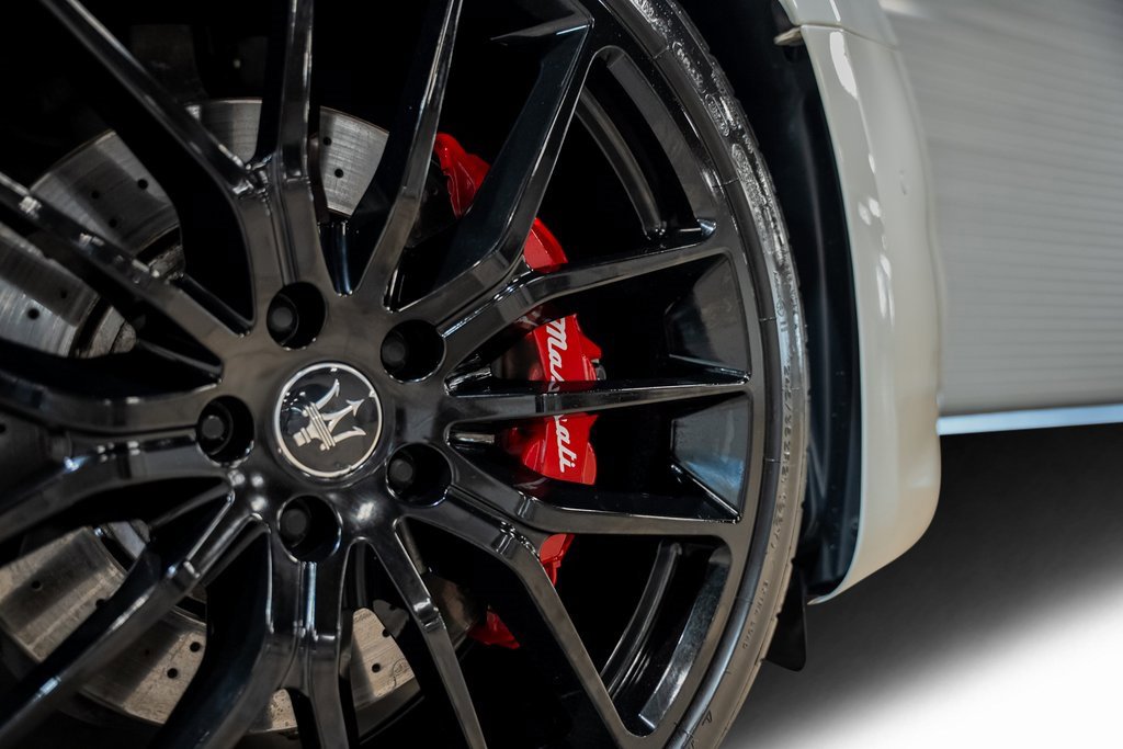 Used 2021 Maserati Ghibli S GranSport image 24