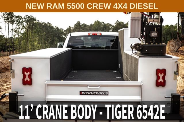 New 2025 RAM 5500 Tradesman AWD/4WD image 7