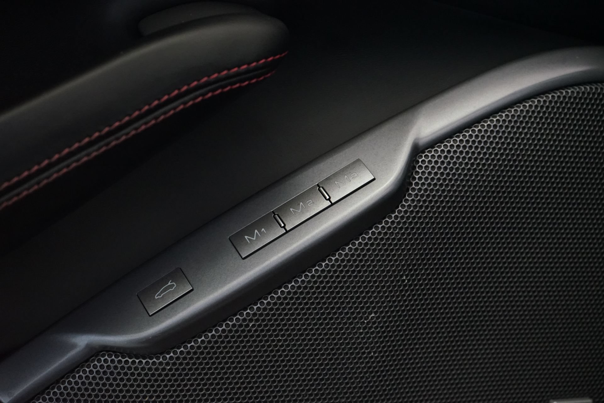 Used 2019 Ferrari Portofino RWD image 20