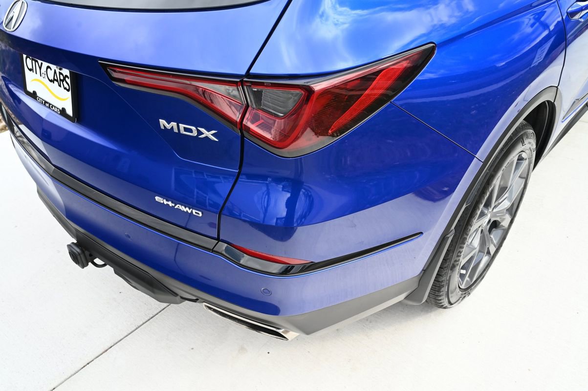 Used 2023 Acura MDX A-Spec image 12