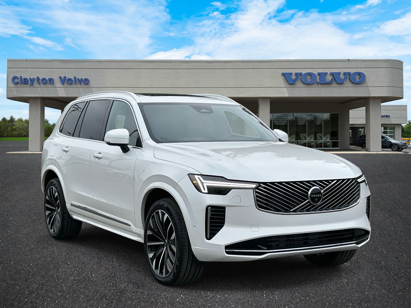 New 2026 Volvo XC90 B6 Plus w/ Protection Package Premier AWD/4WD image 1