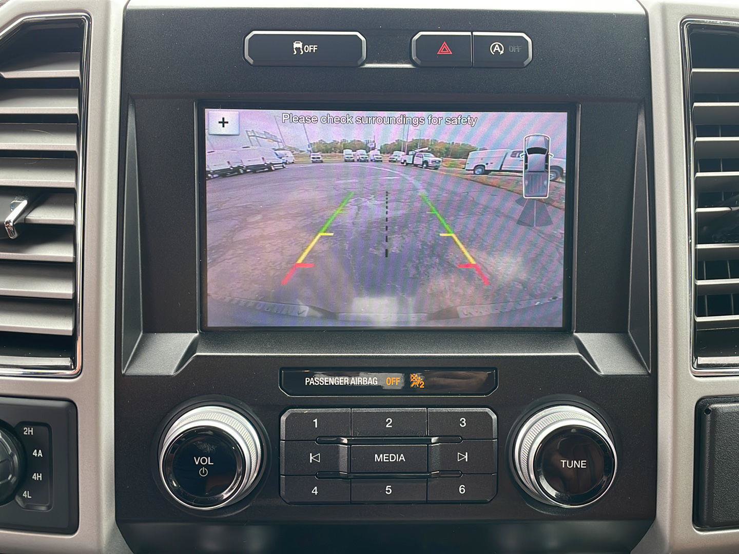 Used 2019 Ford F150 King Ranch w/ Equipment Group 601A Luxury AWD/4WD image 24
