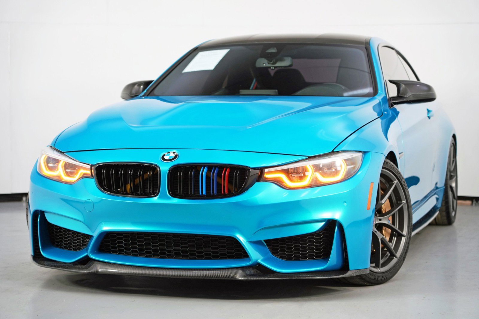 Used 2019 BMW M4 CS w/ Executive Package image 3