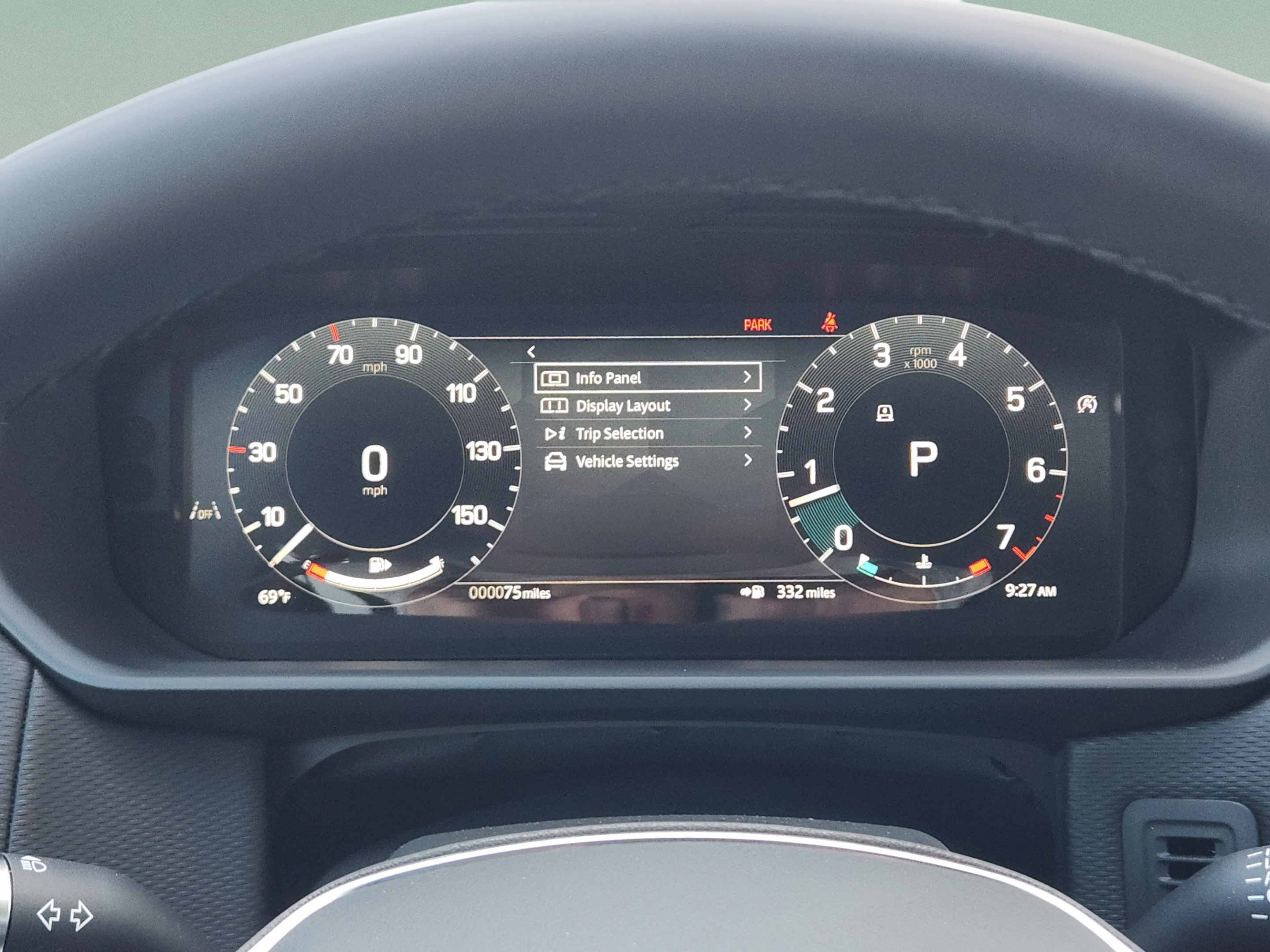 New 2025 Land Rover Discovery Dynamic SE AWD/4WD image 11