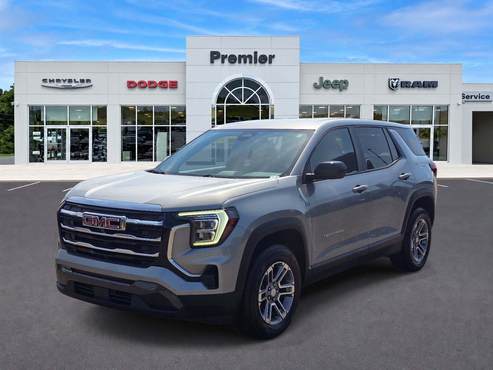 Used 2025 GMC Terrain Elevation