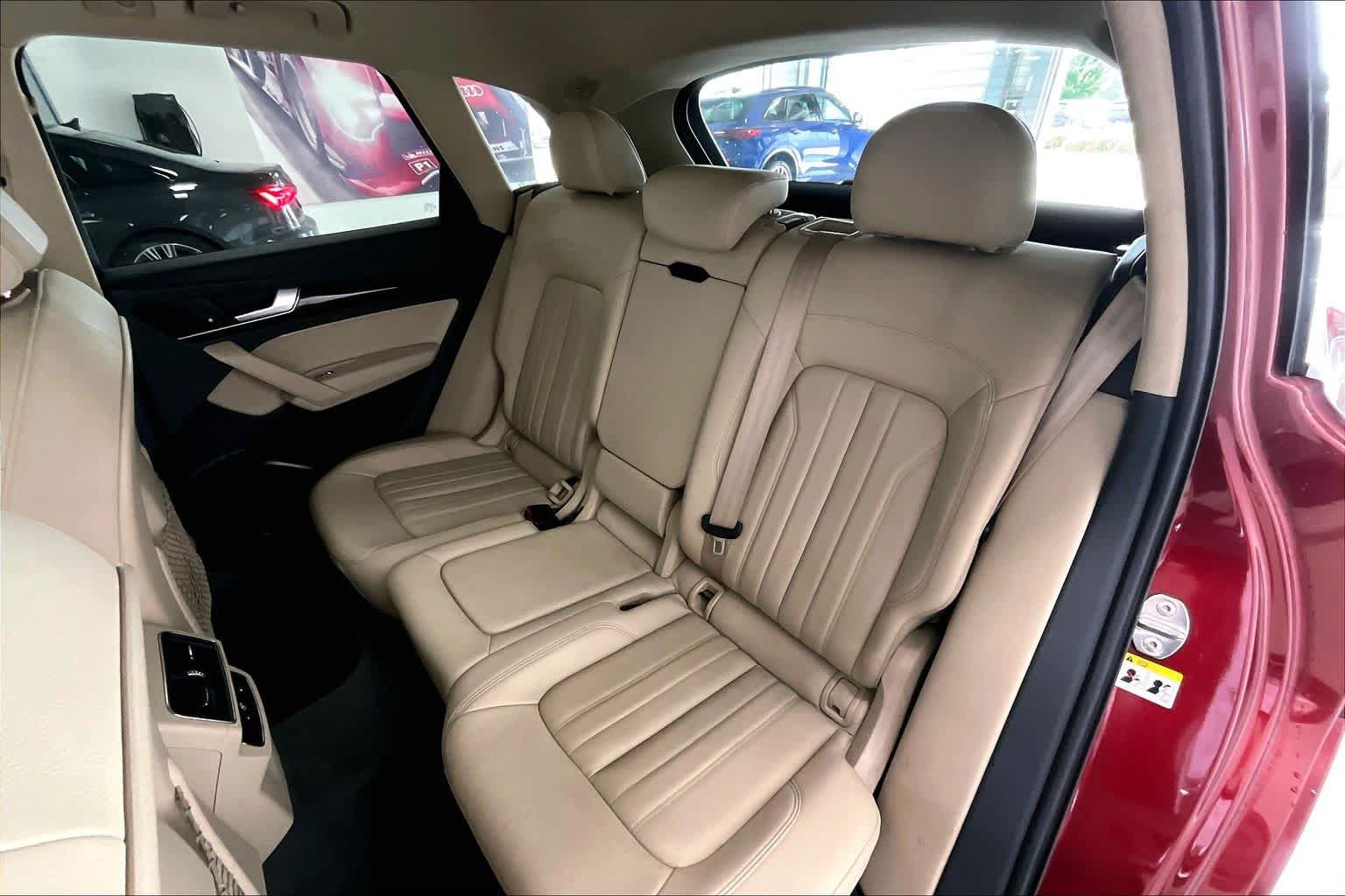 Used 2019 Audi Q5 2.0T Premium AWD/4WD image 25