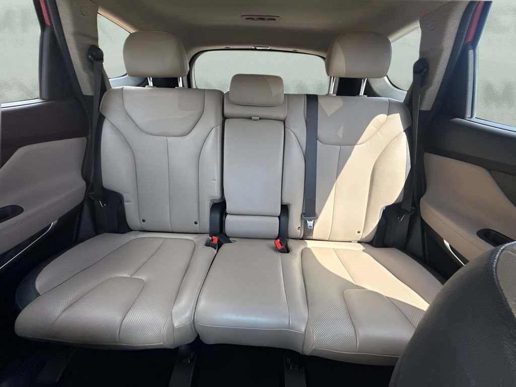 Used 2020 Hyundai Santa Fe SEL FWD image 11