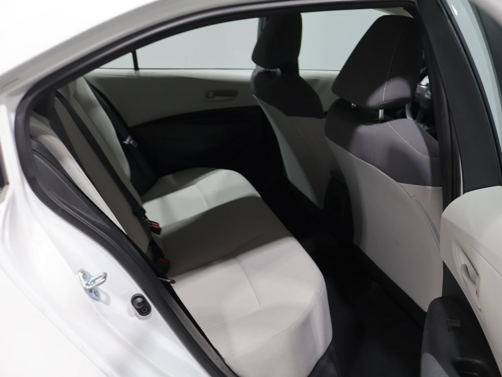 Used 2022 Toyota Corolla LE w/ Carpet Mat Package (TMS) FWD image 20