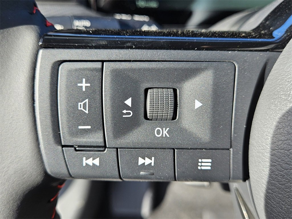 New 2026 Nissan Kicks SR image 26