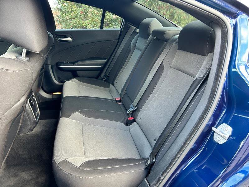 Used 2015 Dodge Charger SXT w/ Rallye Group image 28